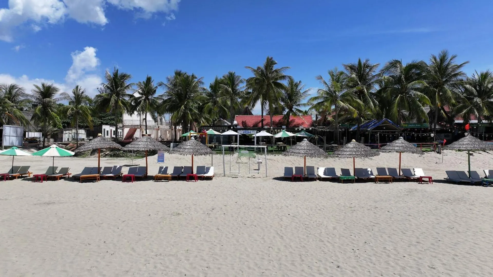Hoi An Beach Hotel